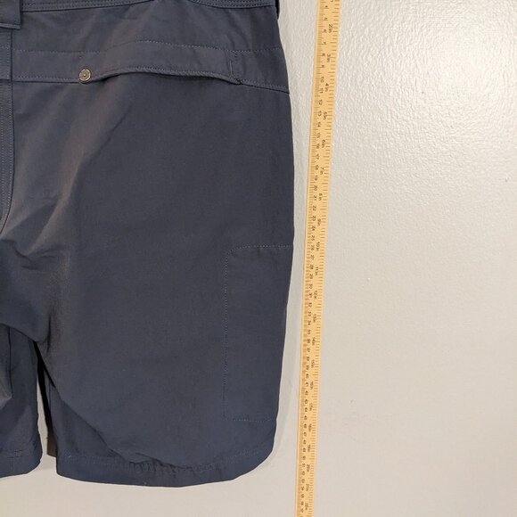 Women's Lightweight Mountain Hardwear Shorts, Size 8 - Picture 8 of 12
